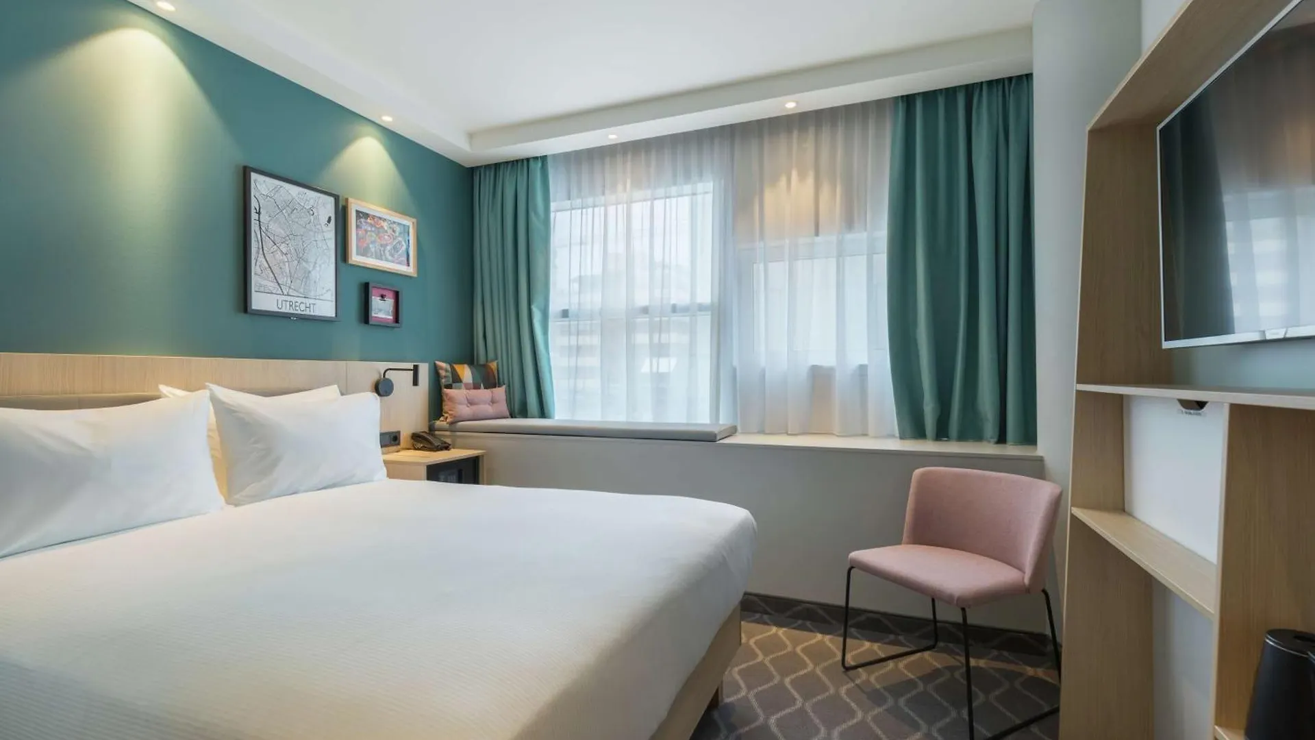 Hampton By Hilton Utrecht Centraal Station Hotel